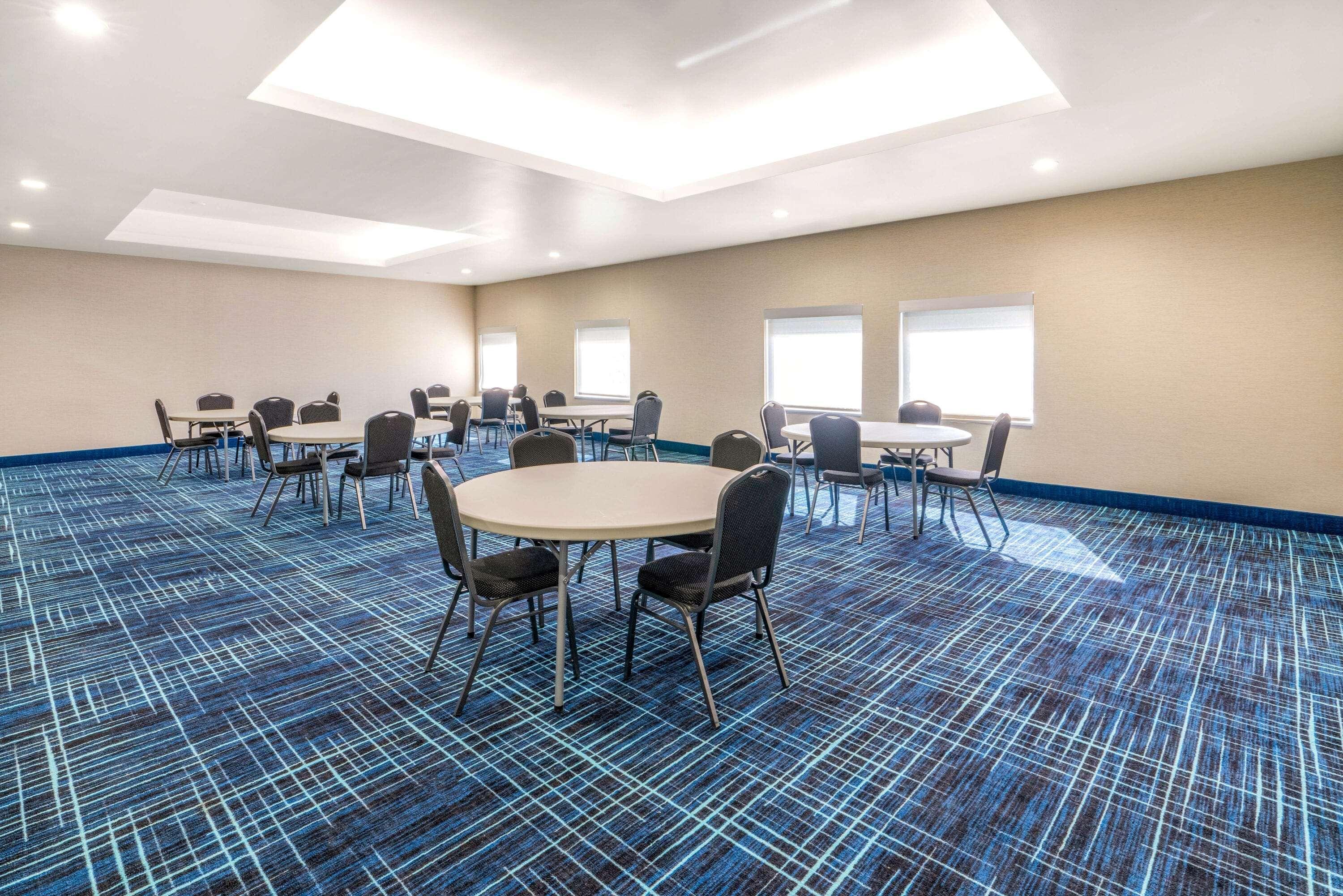 La Quinta By Wyndham Oklahoma City Airport Eksteriør billede